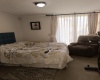 Dormitorio principal alfombrado, ubicado en el primer piso